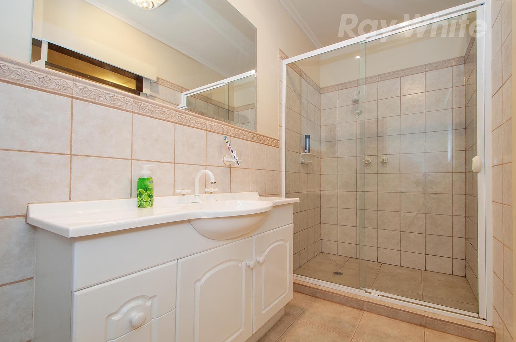 15 OAKTREE Road, Croydon North VIC 3136, Croydon North - Thumbnail 6