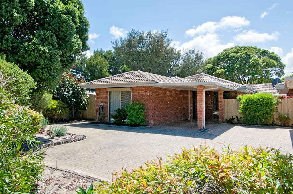 1 Acapulco Road, SAFETY BAY WA 6169, Safety Bay - Image 1