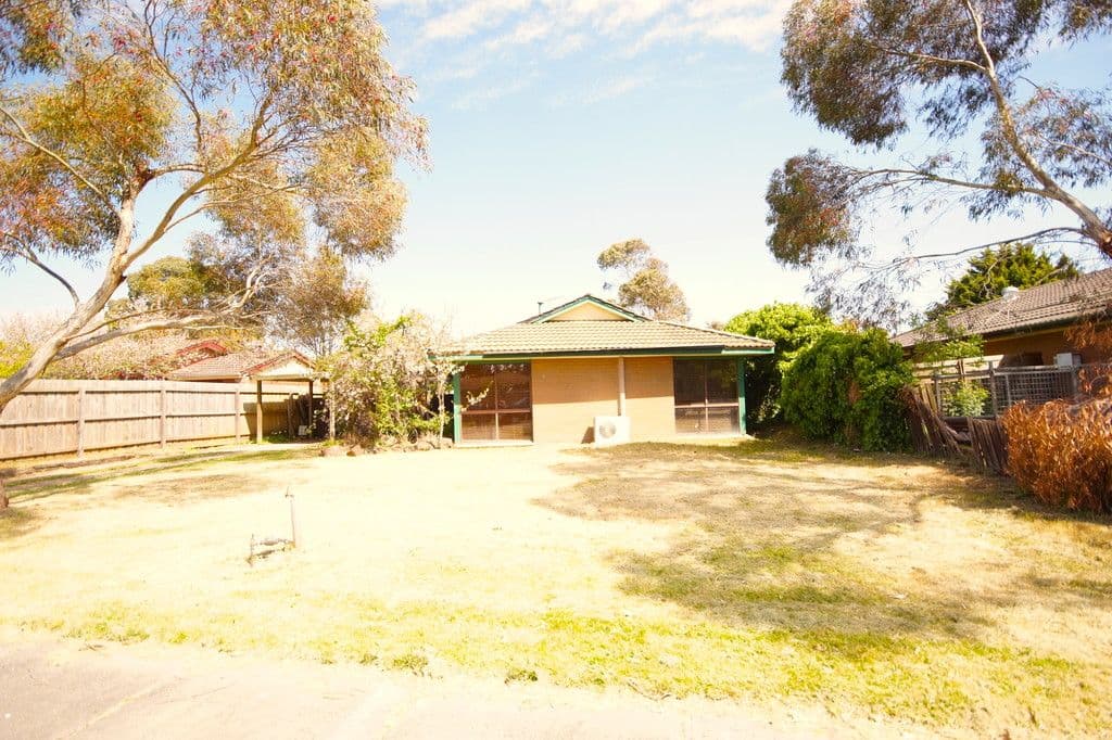 9 Cunningham Crescent, Pakenham VIC 3810, Pakenham - Image 1