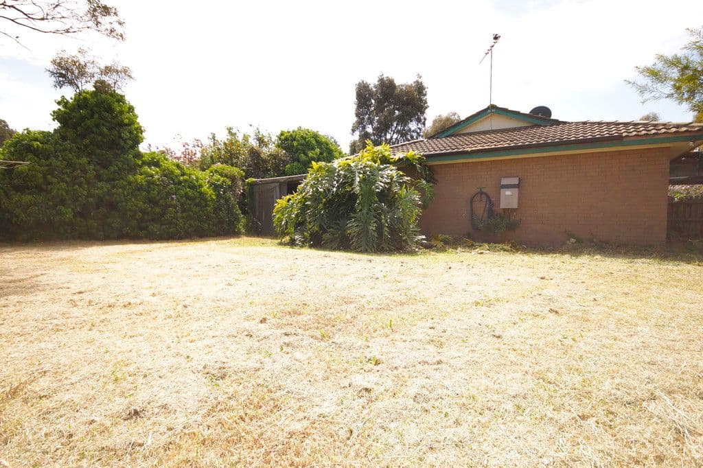 9 Cunningham Crescent, Pakenham VIC 3810, Pakenham - Thumbnail 8