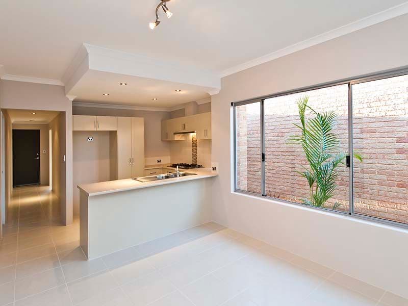 Unit 2 - 15 Blackfriars Meander, PIARA WATERS WA 6112, Piara Waters - Thumbnail 2