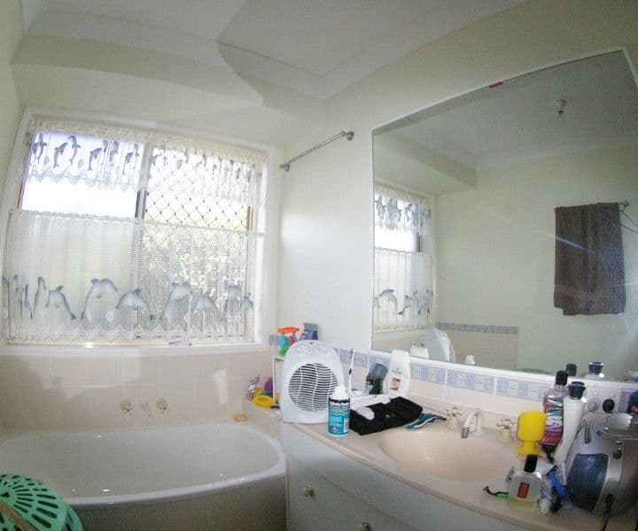 16 Jumbuck Street, DECEPTION BAY QLD 4508, Deception Bay - Thumbnail 2