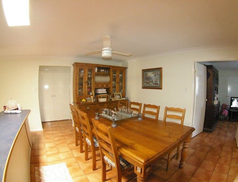 16 Jumbuck Street, DECEPTION BAY QLD 4508, Deception Bay - Thumbnail 3