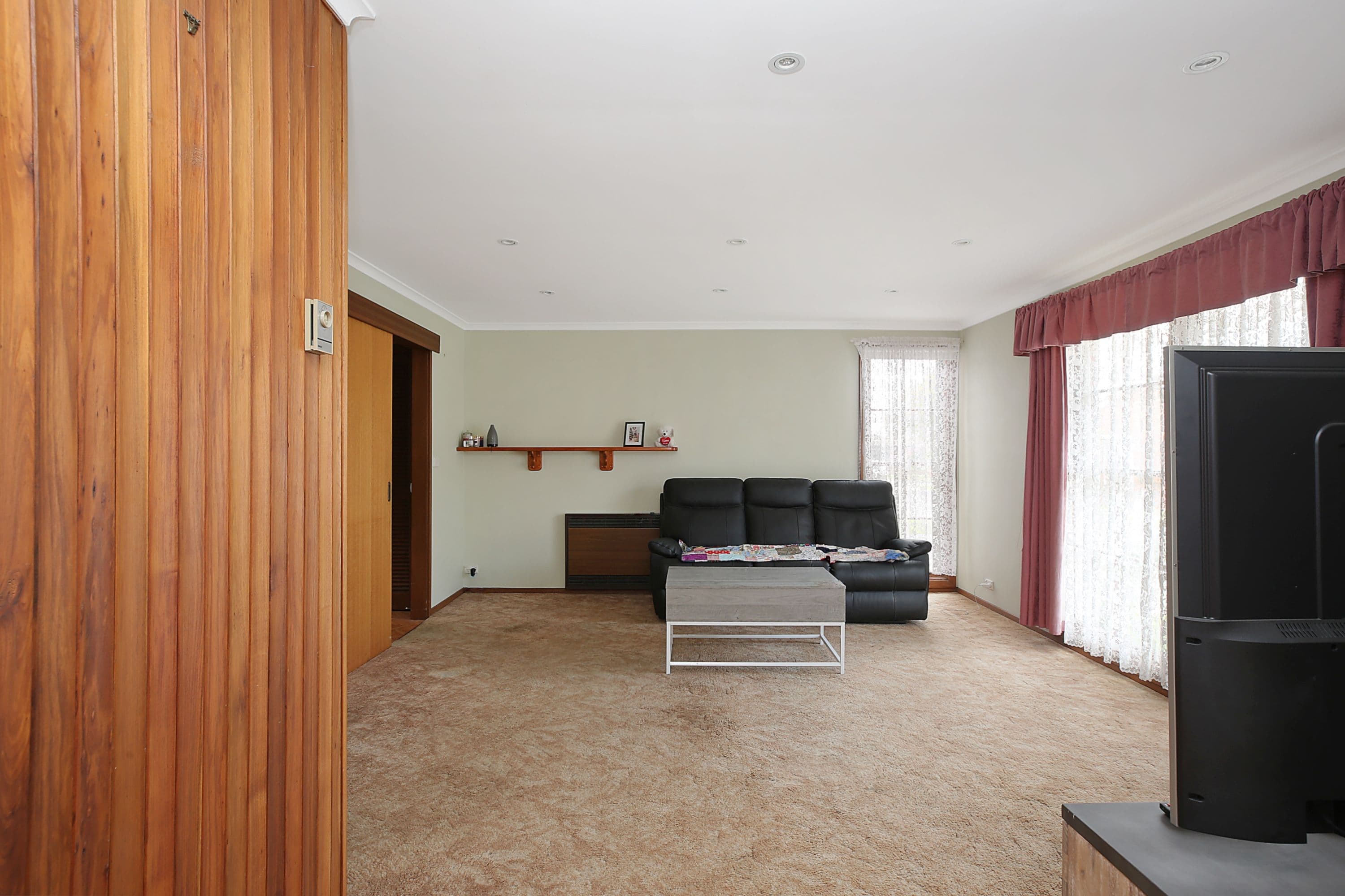 25-27 Gellibrand Street, Colac VIC 3250, Colac - Thumbnail 3