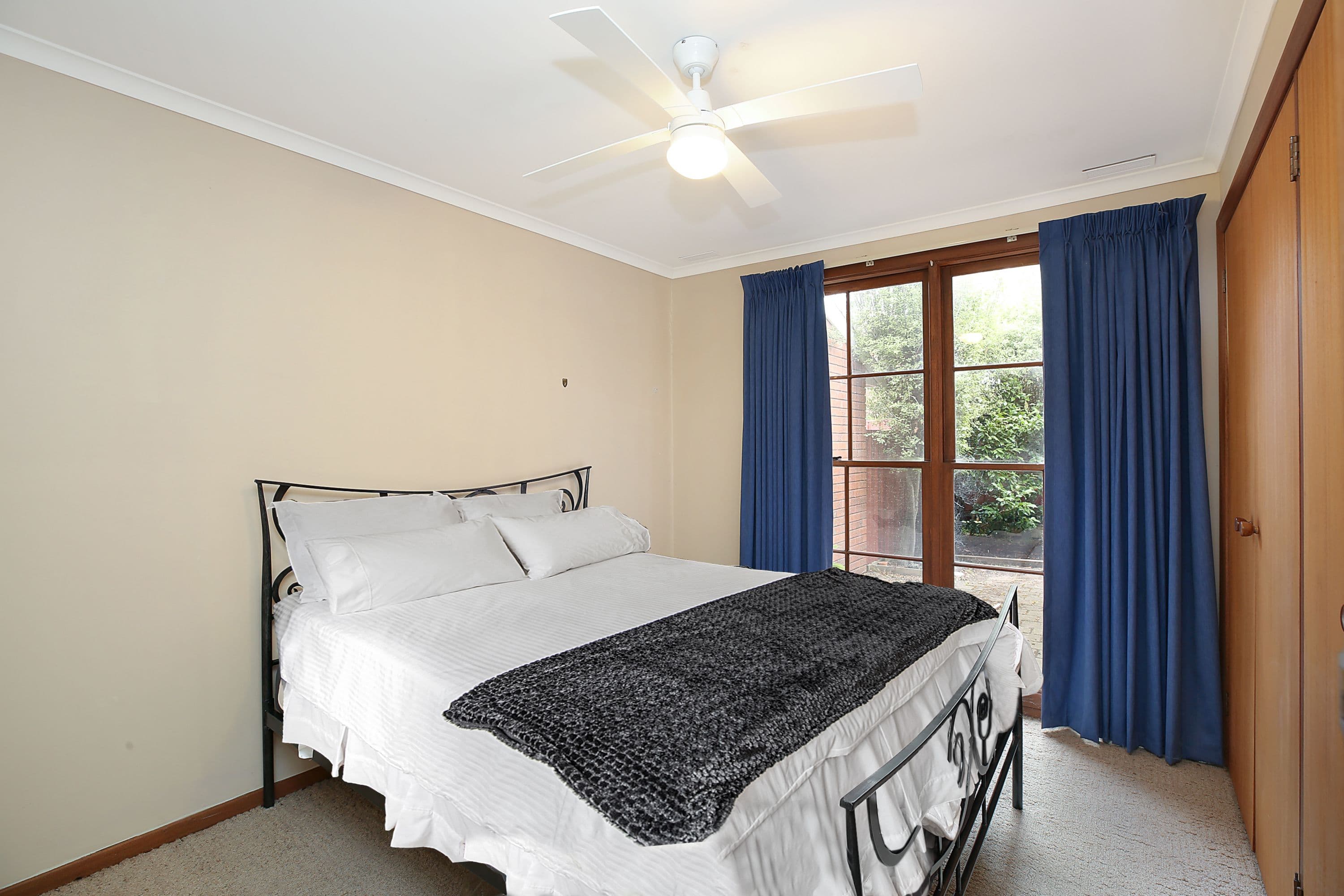 25-27 Gellibrand Street, Colac VIC 3250, Colac - Thumbnail 7