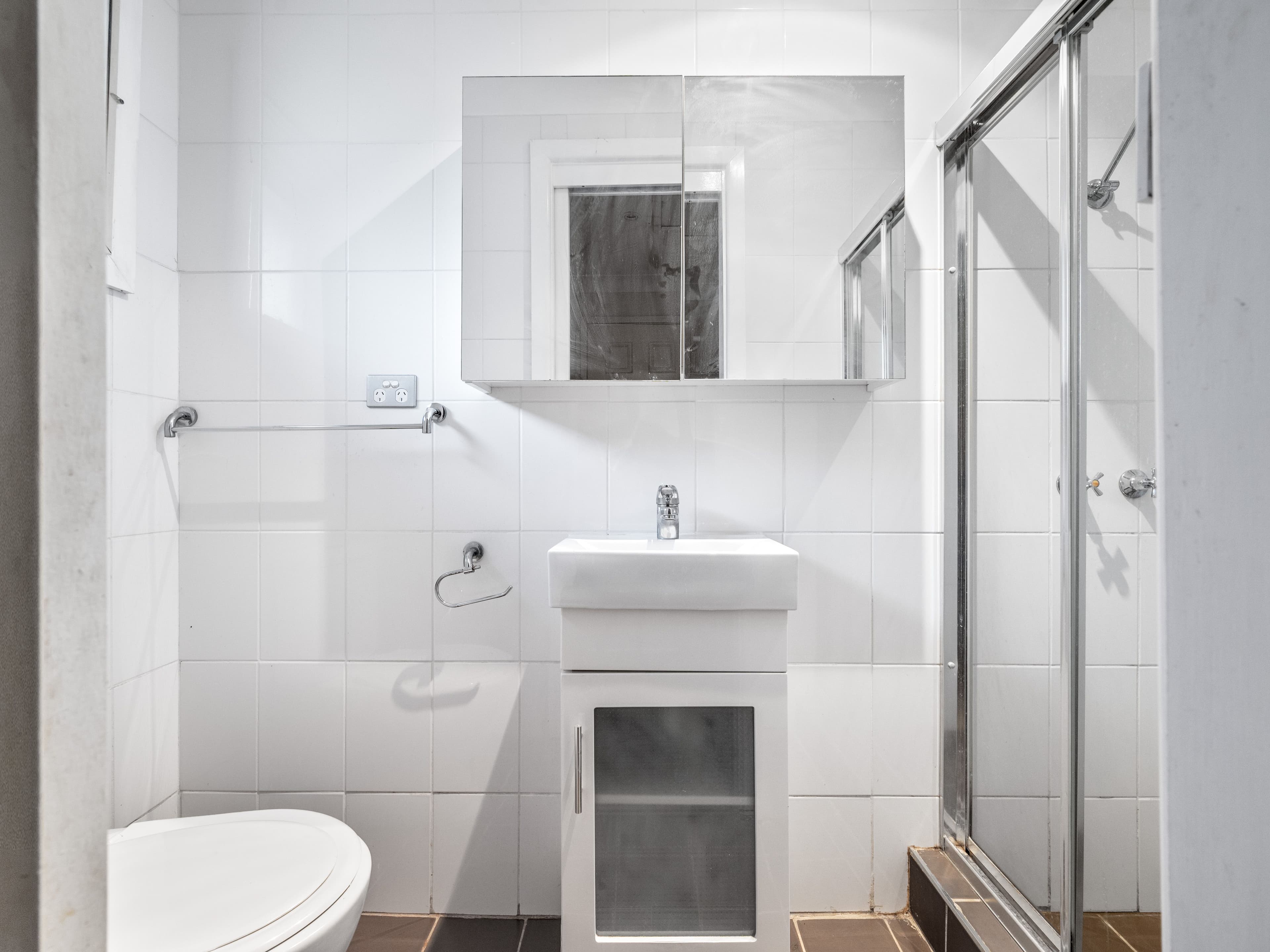 24 Amanda Place, Ingleburn NSW 2565, Ingleburn - Thumbnail 2
