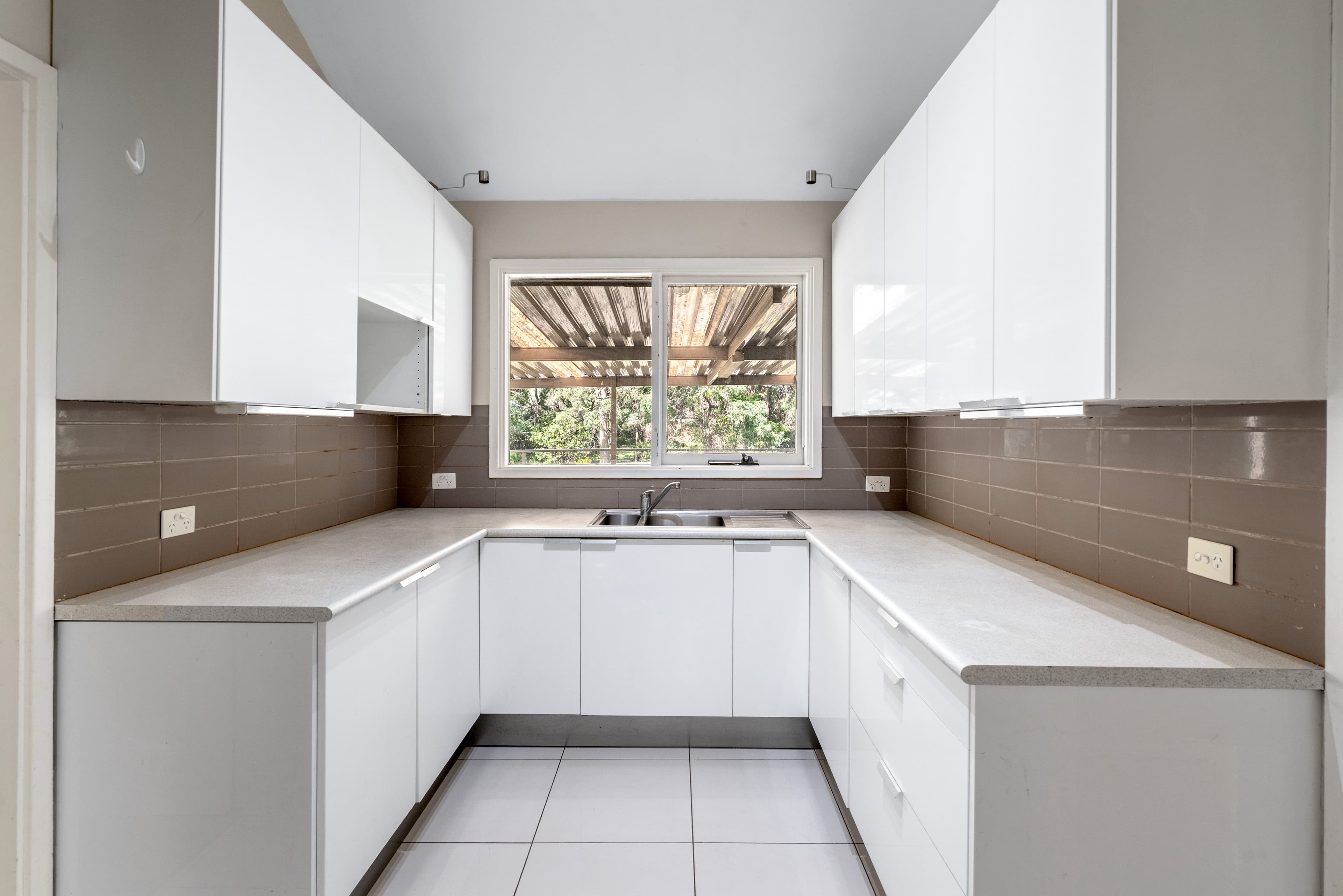 24 Amanda Place, Ingleburn NSW 2565, Ingleburn - Thumbnail 6