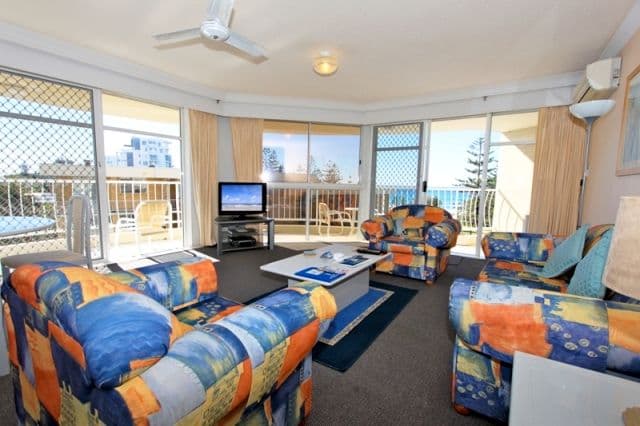 Unit 3a 'Burleigh Surf', BURLEIGH HEADS QLD 4220, Mermaid Beach - Thumbnail 2