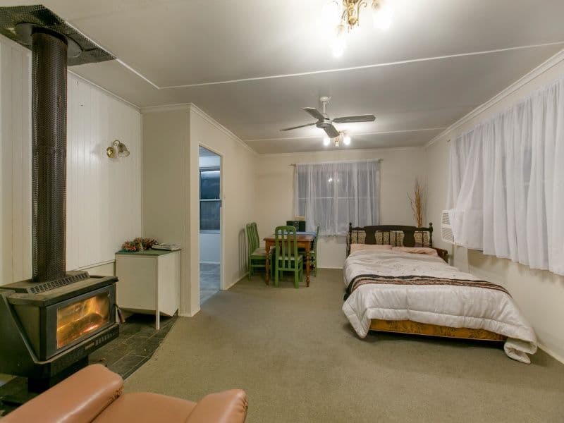 30 Jenkens Street, Frankston North VIC 3200, Frankston North - Thumbnail 3