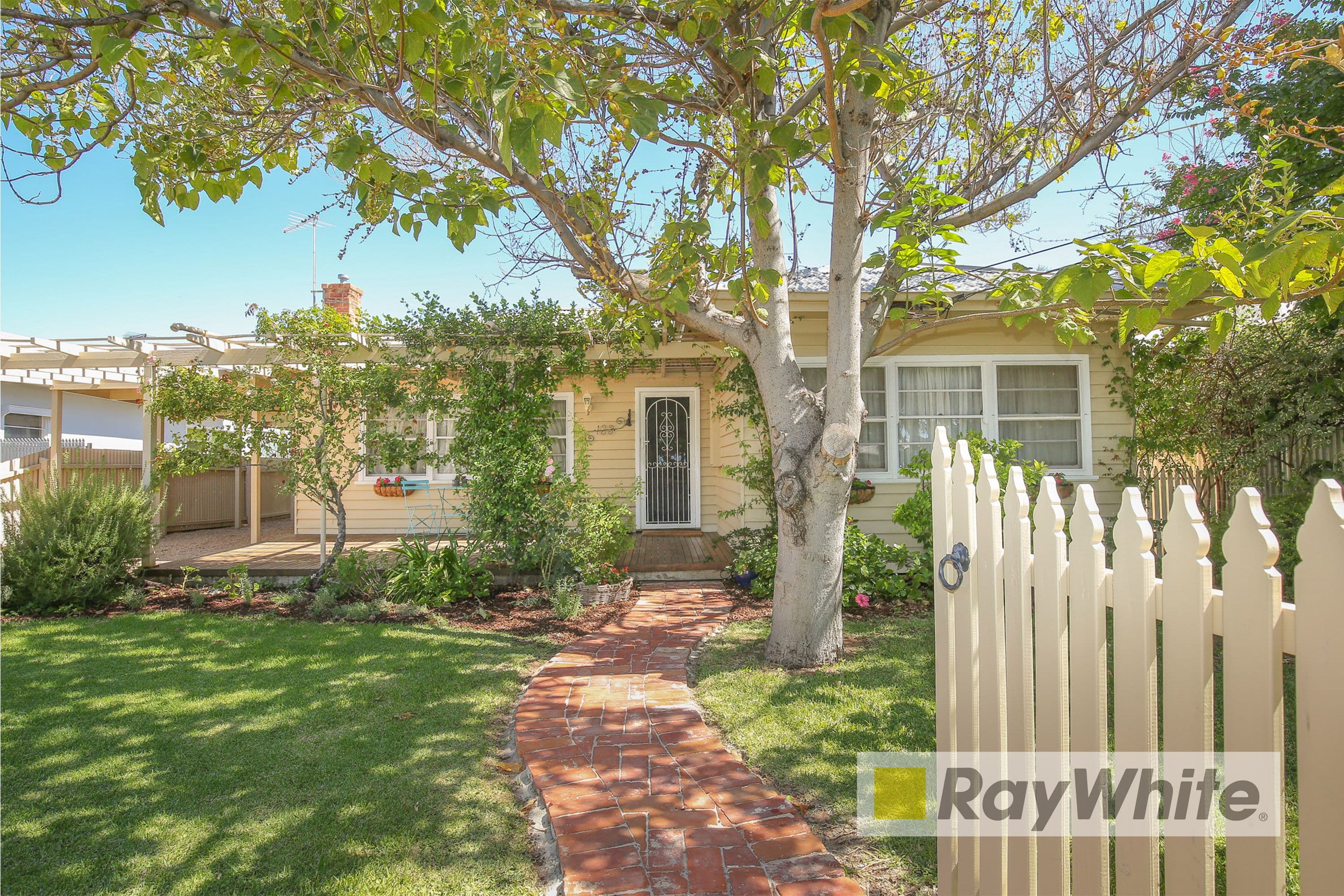 123 Pasadena Grove, Mildura VIC 3500, Mildura - Image 1
