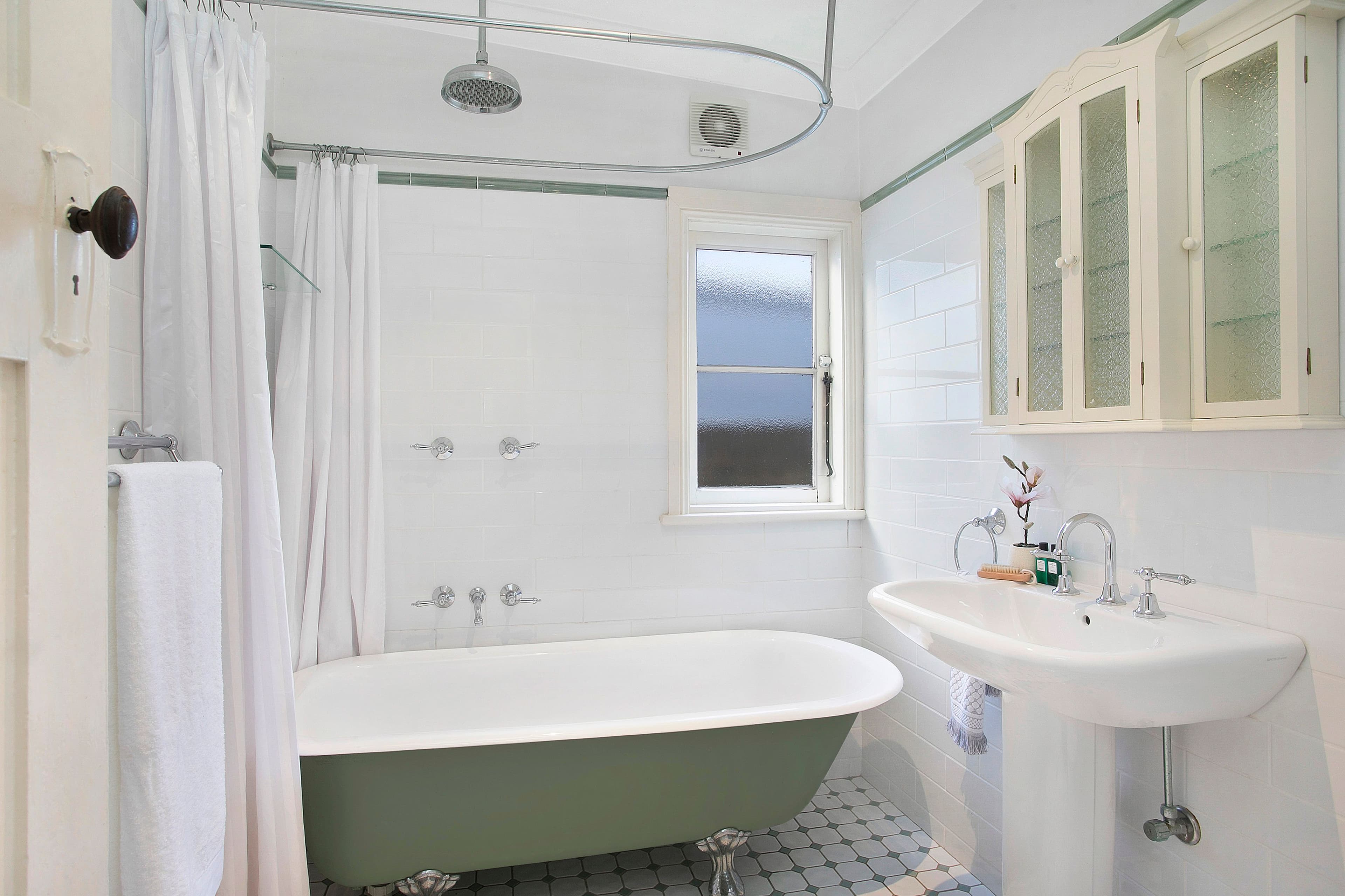 29 Griffiths Avenue, West Ryde - Thumbnail 5
