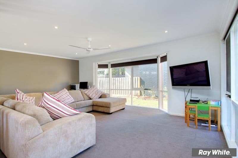 9 Van Ness Avenue, MORNINGTON VIC 3931, Mornington - Thumbnail 4