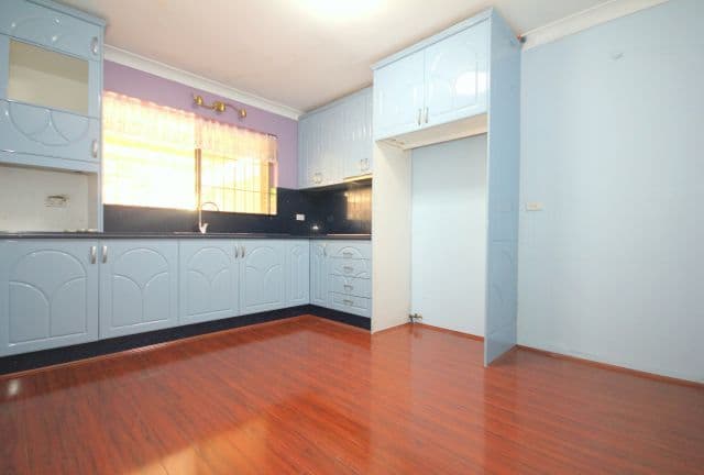 209 Hume Highway, GREENACRE NSW 2190, Greenacre - Thumbnail 4