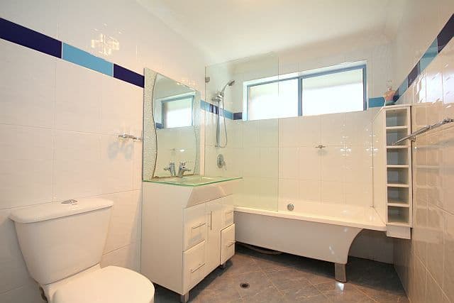 209 Hume Highway, GREENACRE NSW 2190, Greenacre - Thumbnail 8