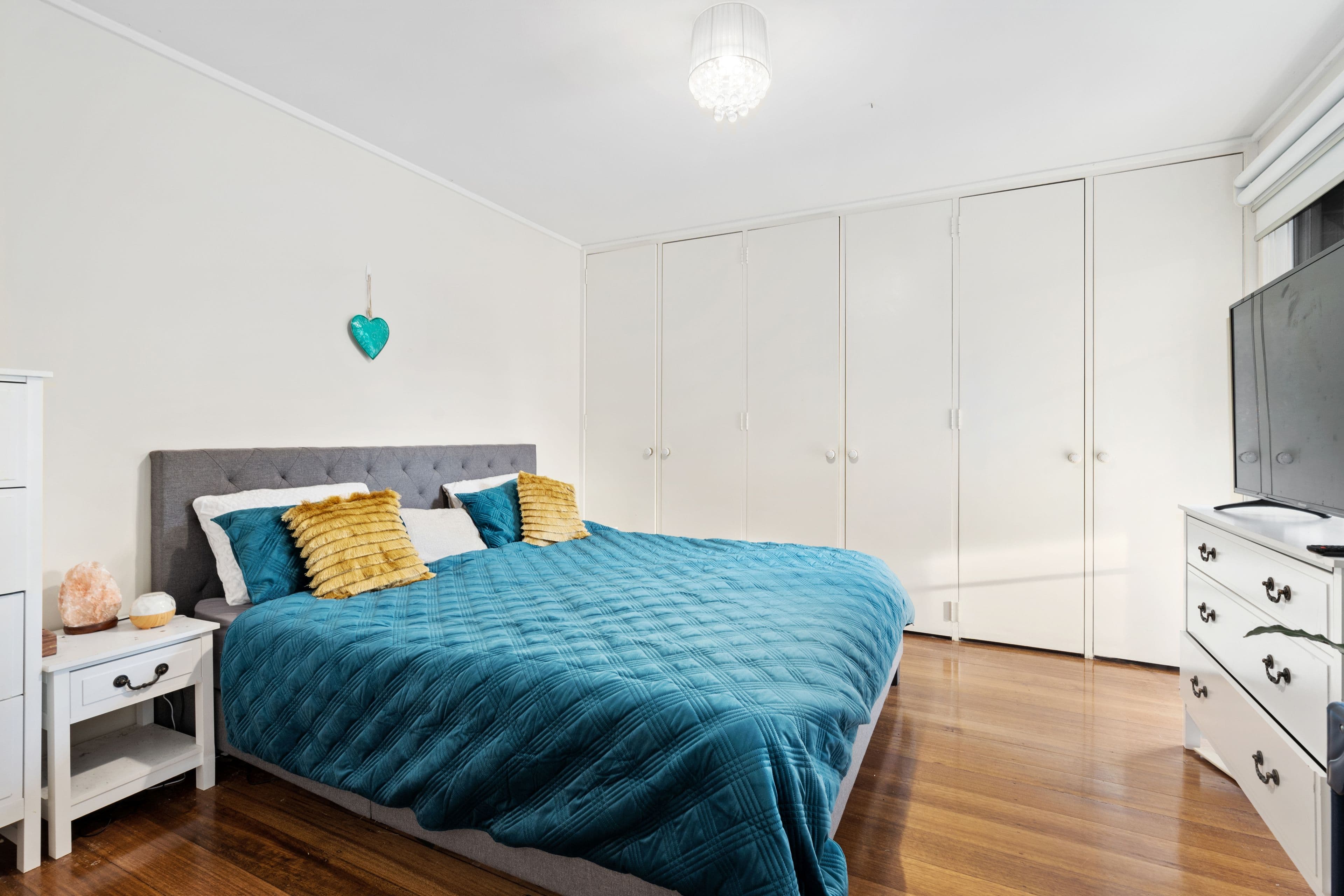 10 Van Diemens Crescent, Park Grove, Park Grove - Thumbnail 8