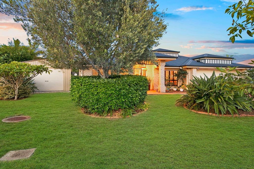 26 Hilliards Park Drive, Wellington Point QLD 4160, Wellington Point - Thumbnail 2