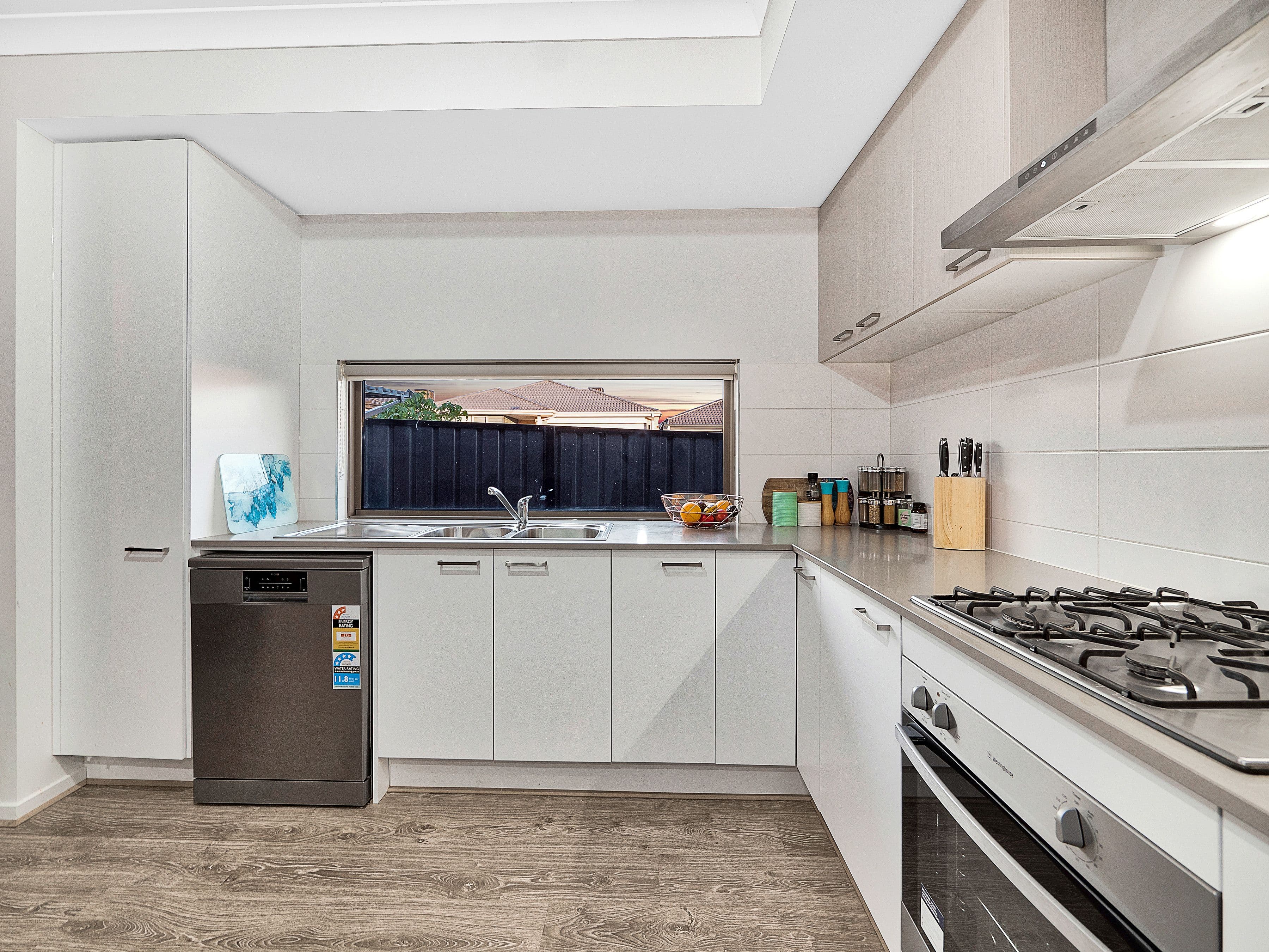 9 Maximus Way, Clyde VIC 3978, Clyde - Thumbnail 4