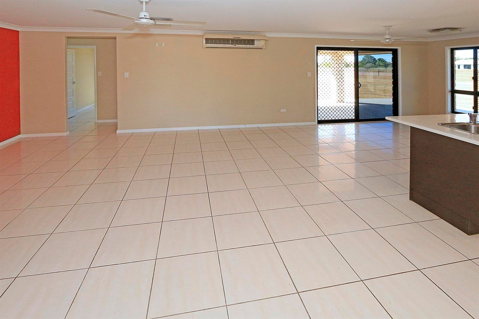 40 Robertson Road, Gracemere QLD 4702, Gracemere - Thumbnail 7
