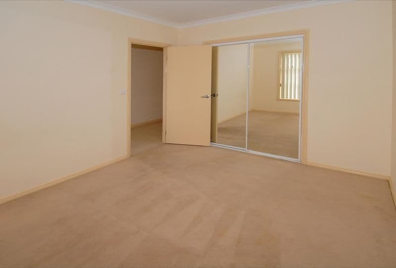 68a Charter Road West, SUNBURY VIC 3429, Sunbury - Thumbnail 4