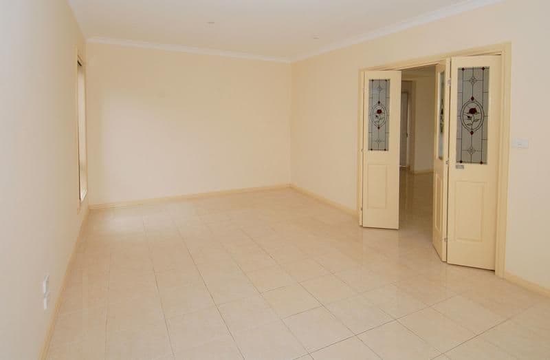 68a Charter Road West, SUNBURY VIC 3429, Sunbury - Thumbnail 5