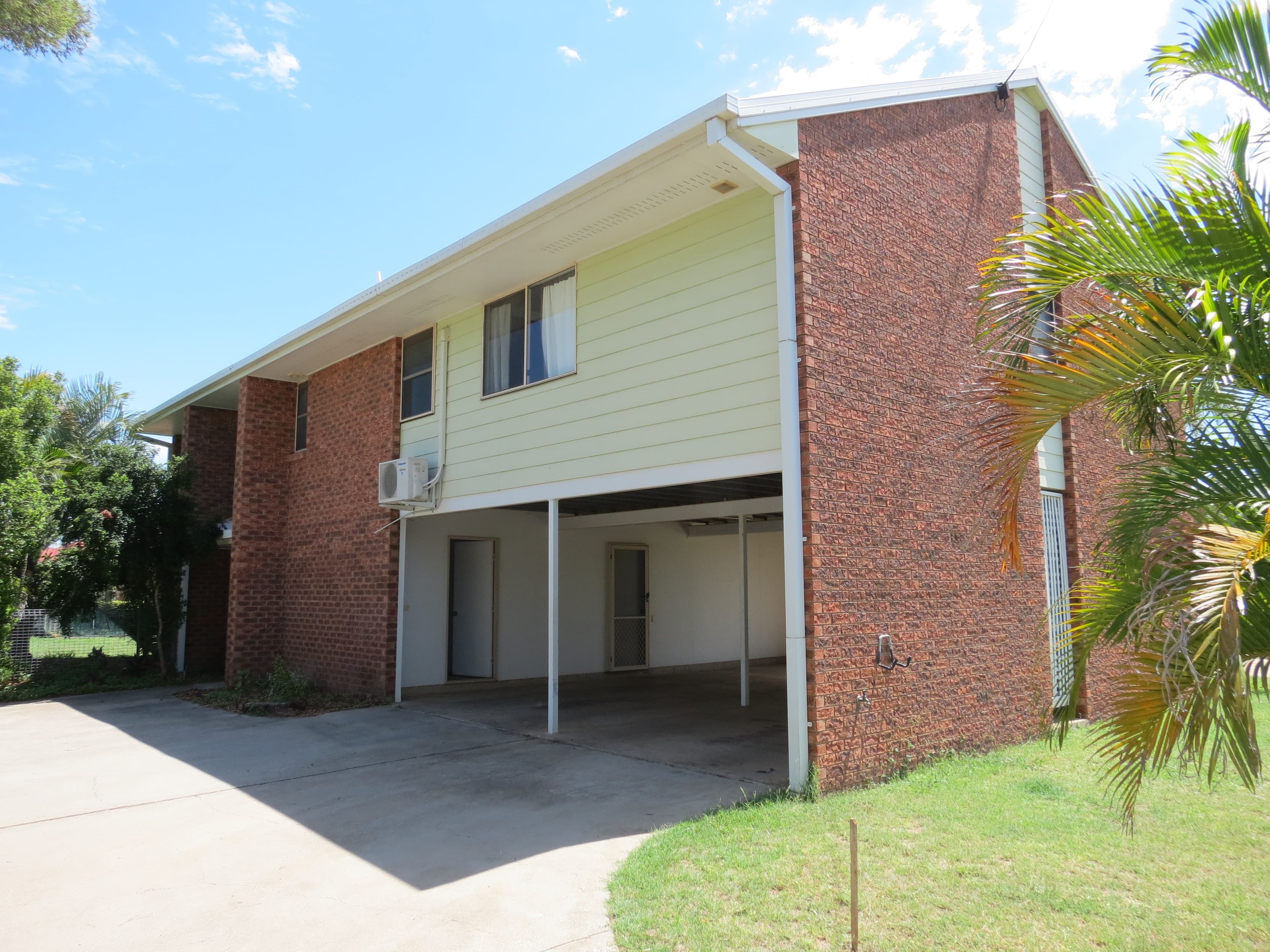 3 Chalmers Crescent, Emerald QLD 4720, Emerald - Image 1