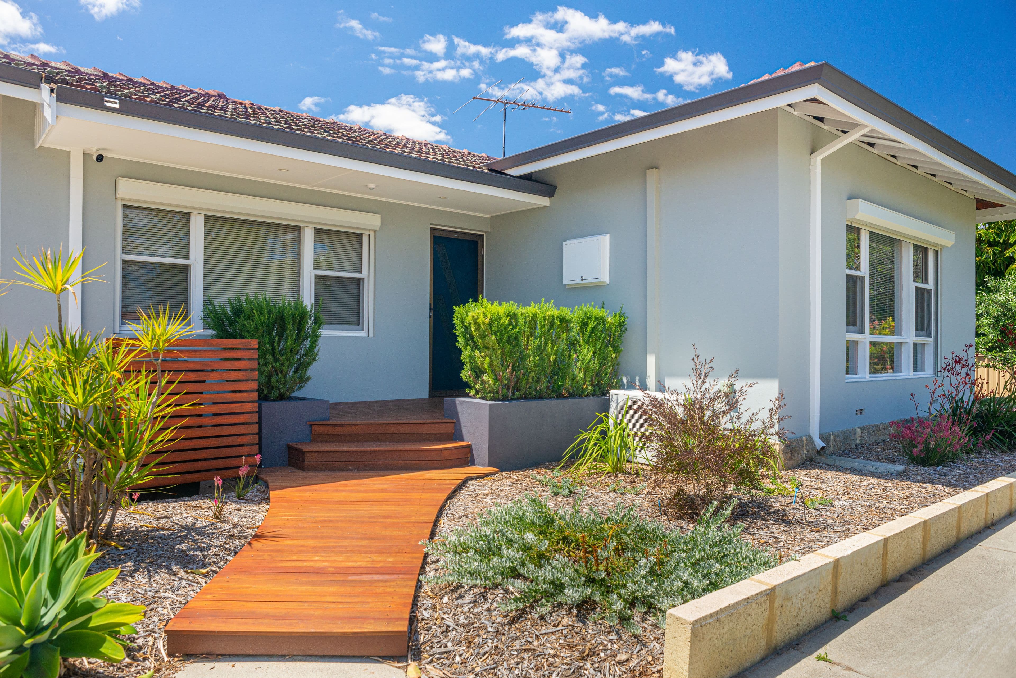 22 Warner Road, High Wycombe WA 6057, High Wycombe - Thumbnail 2