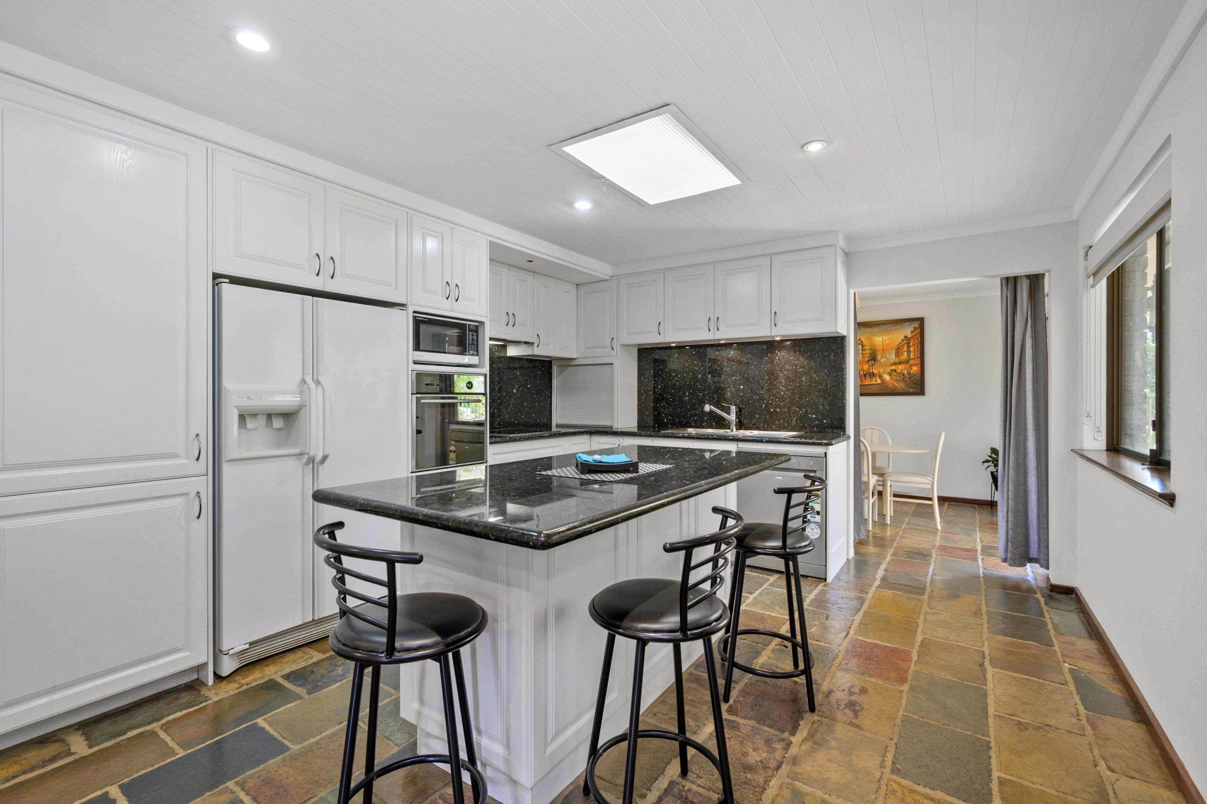 9 Southgate Court, Kingsley WA 6026, Kingsley - Thumbnail 6