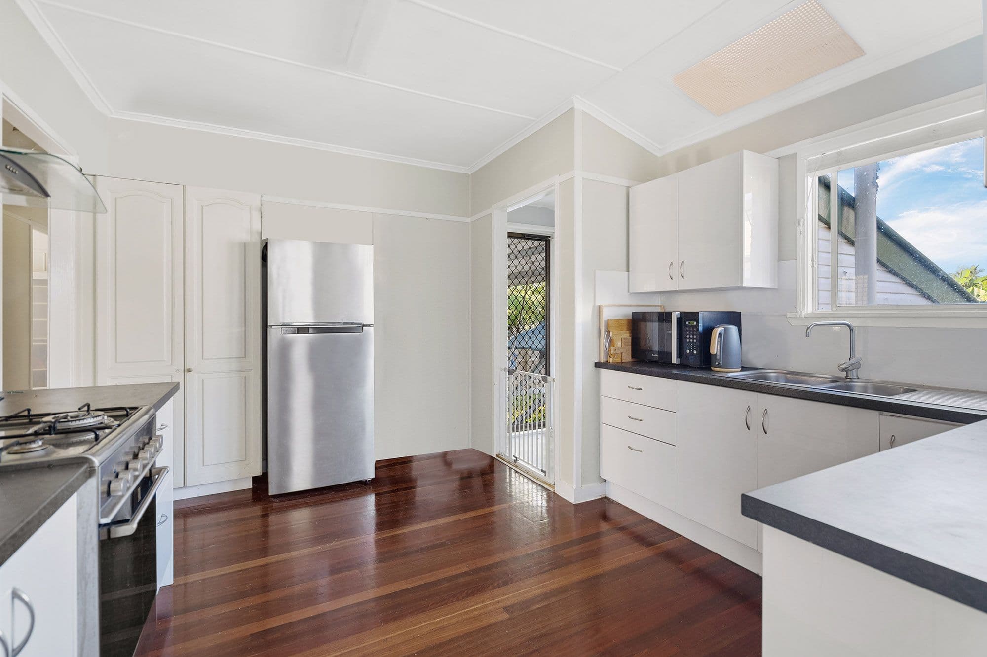 6 Wemvern Street, Upper Mount Gravatt QLD 4122, Upper Mount Gravatt - Thumbnail 4