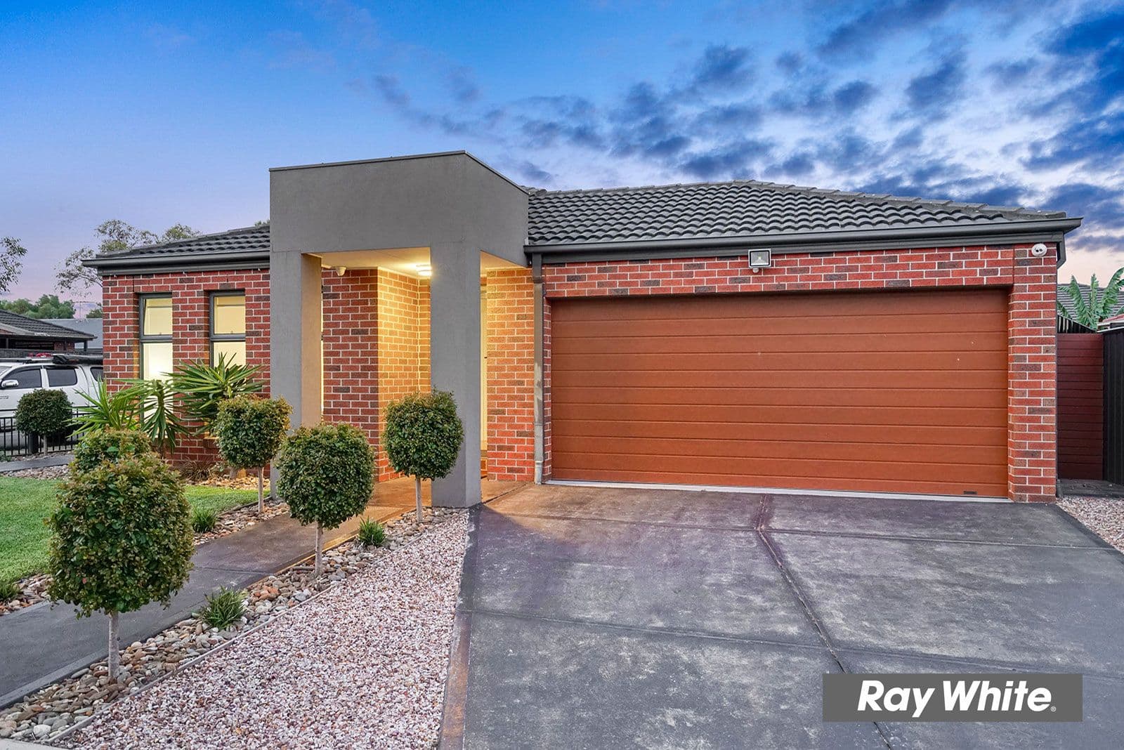 44 Millendon Boulevard, Tarneit VIC 3029, Tarneit - Thumbnail 2