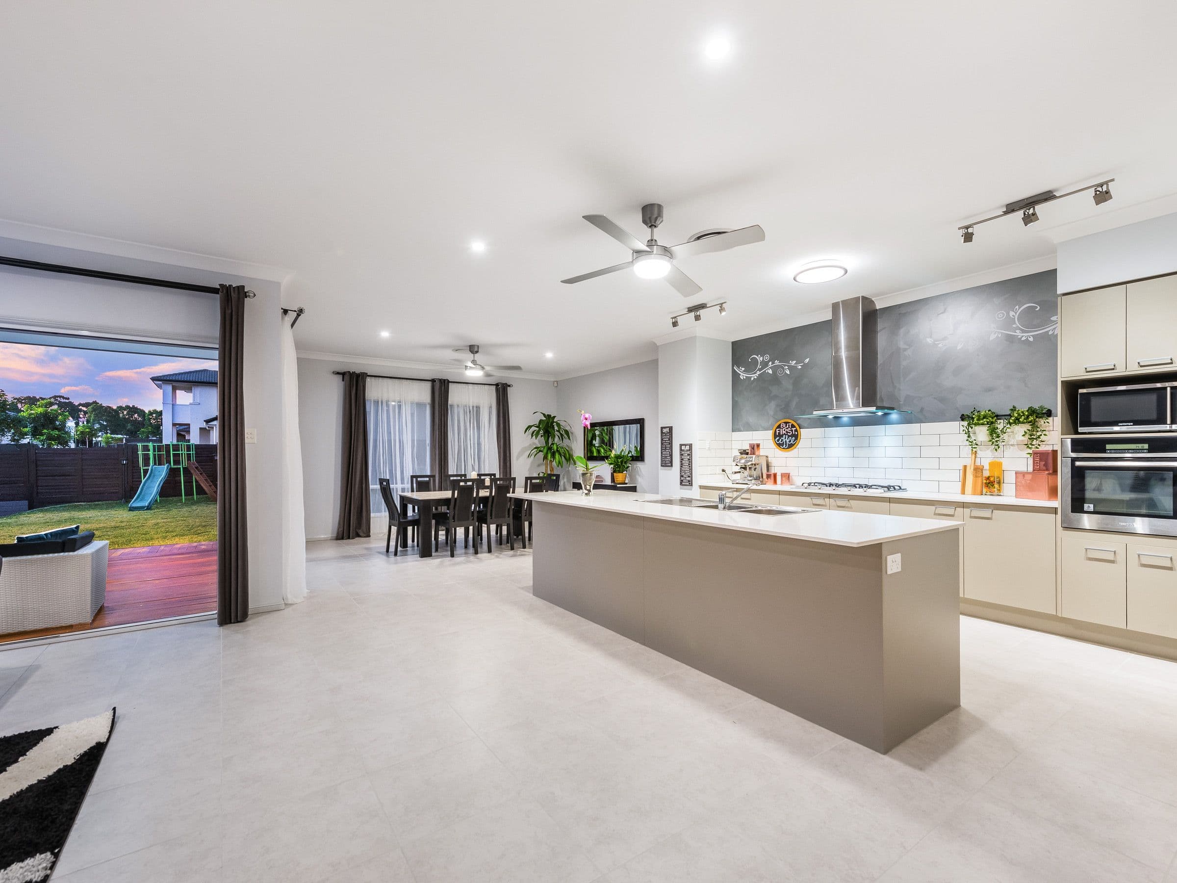 2 Scenic Street, Kuraby QLD 4112, Kuraby - Thumbnail 5