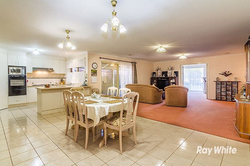 13 Slessor Avenue, Lynbrook VIC 3975, Lynbrook - Thumbnail 2