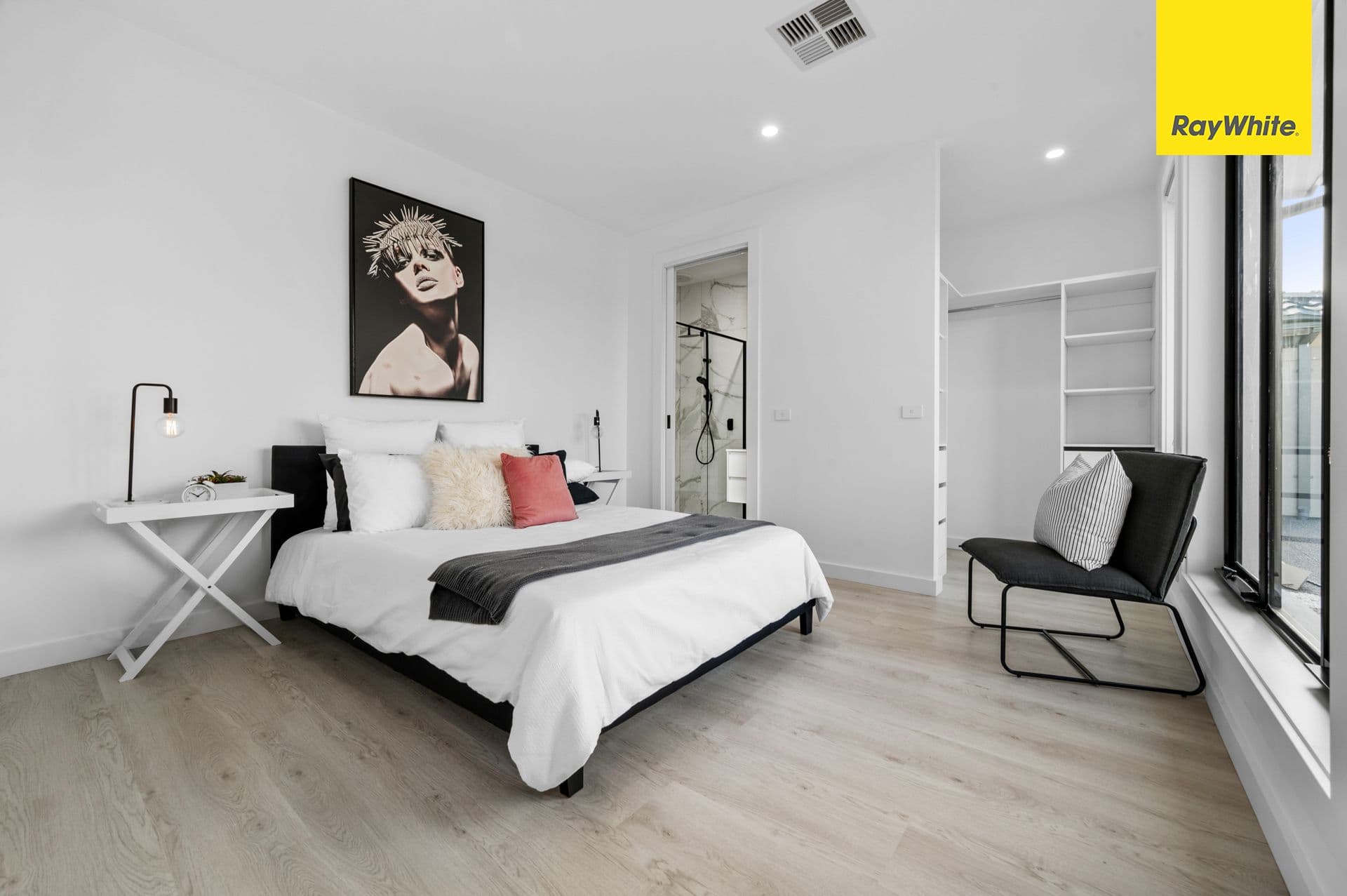 4 Bradford Street, Rockbank VIC 3335, Rockbank - Thumbnail 2