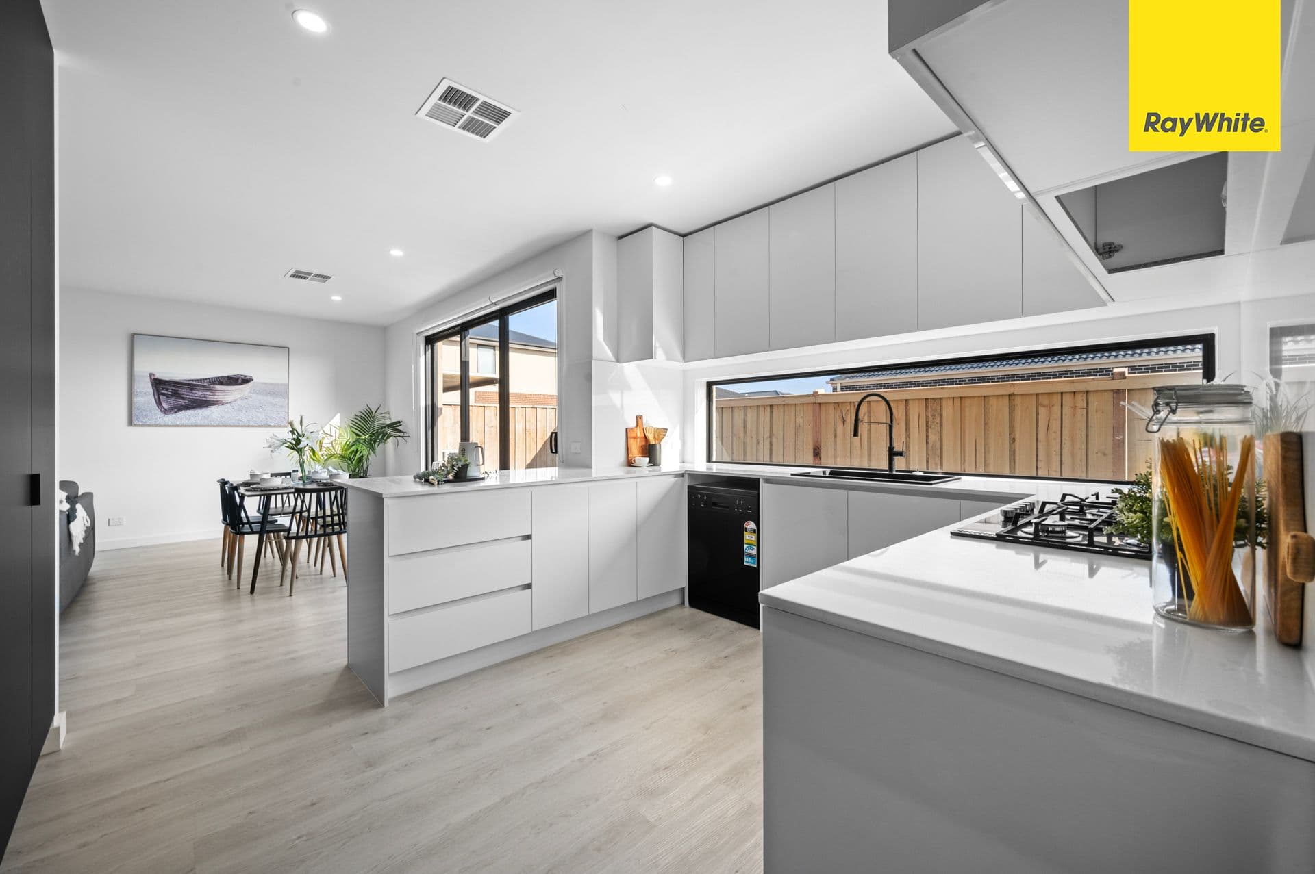 4 Bradford Street, Rockbank VIC 3335, Rockbank - Thumbnail 5