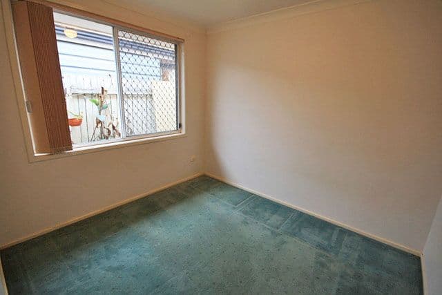 36 Wilkinson Crescent, Ingleburn NSW 2565, Ingleburn - Thumbnail 3