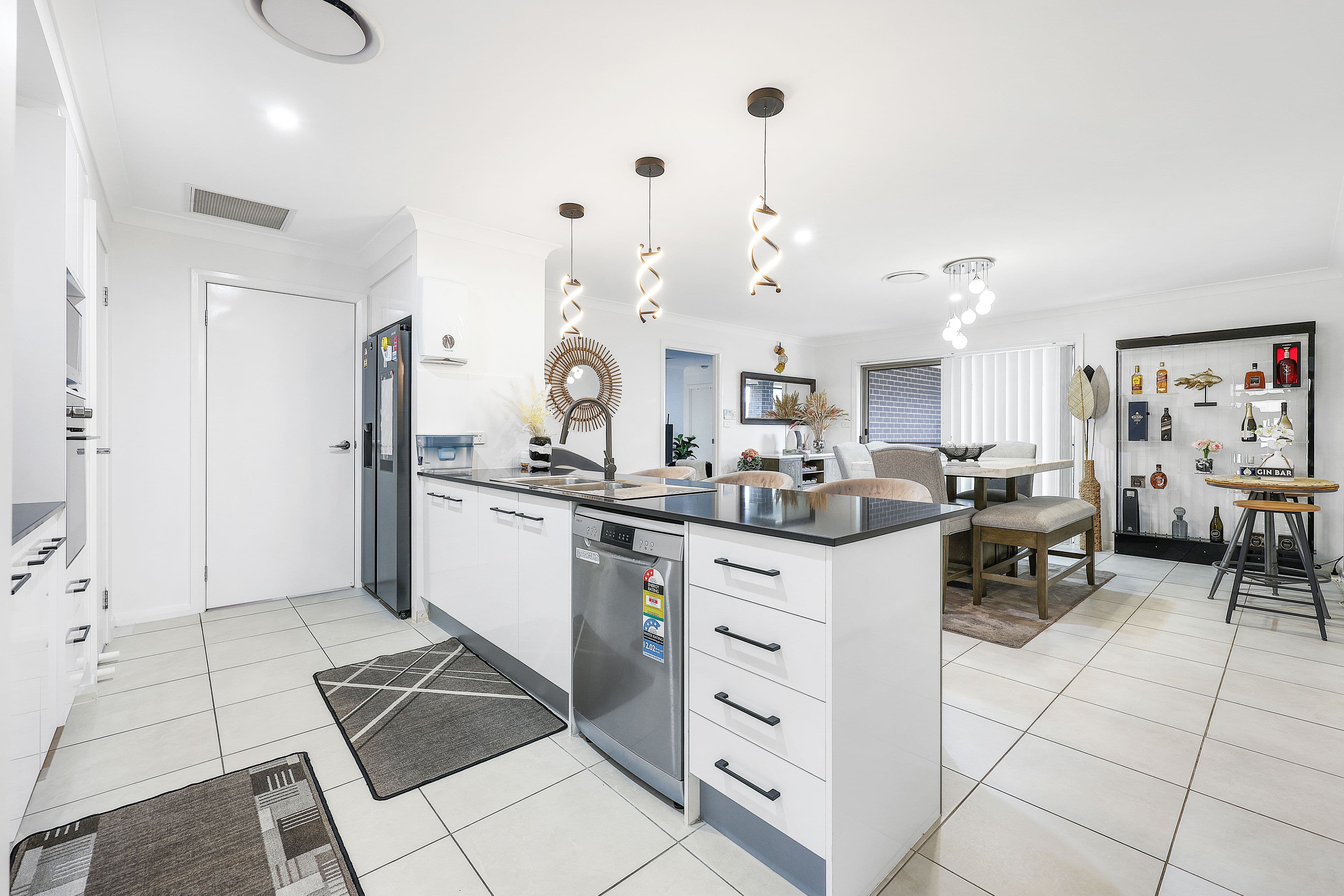 14 Grand Meadows Drive, Tamworth NSW 2340, North Tamworth - Thumbnail 2
