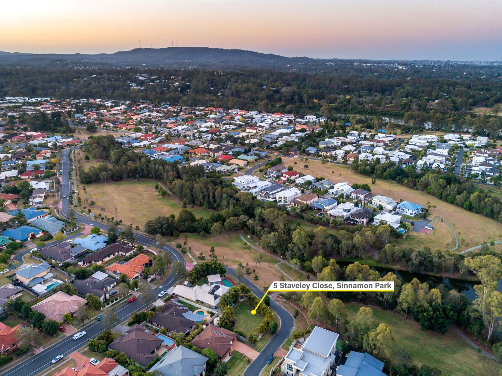 5 Staveley Close, Sinnamon Park QLD 4073, Sinnamon Park - Thumbnail 5