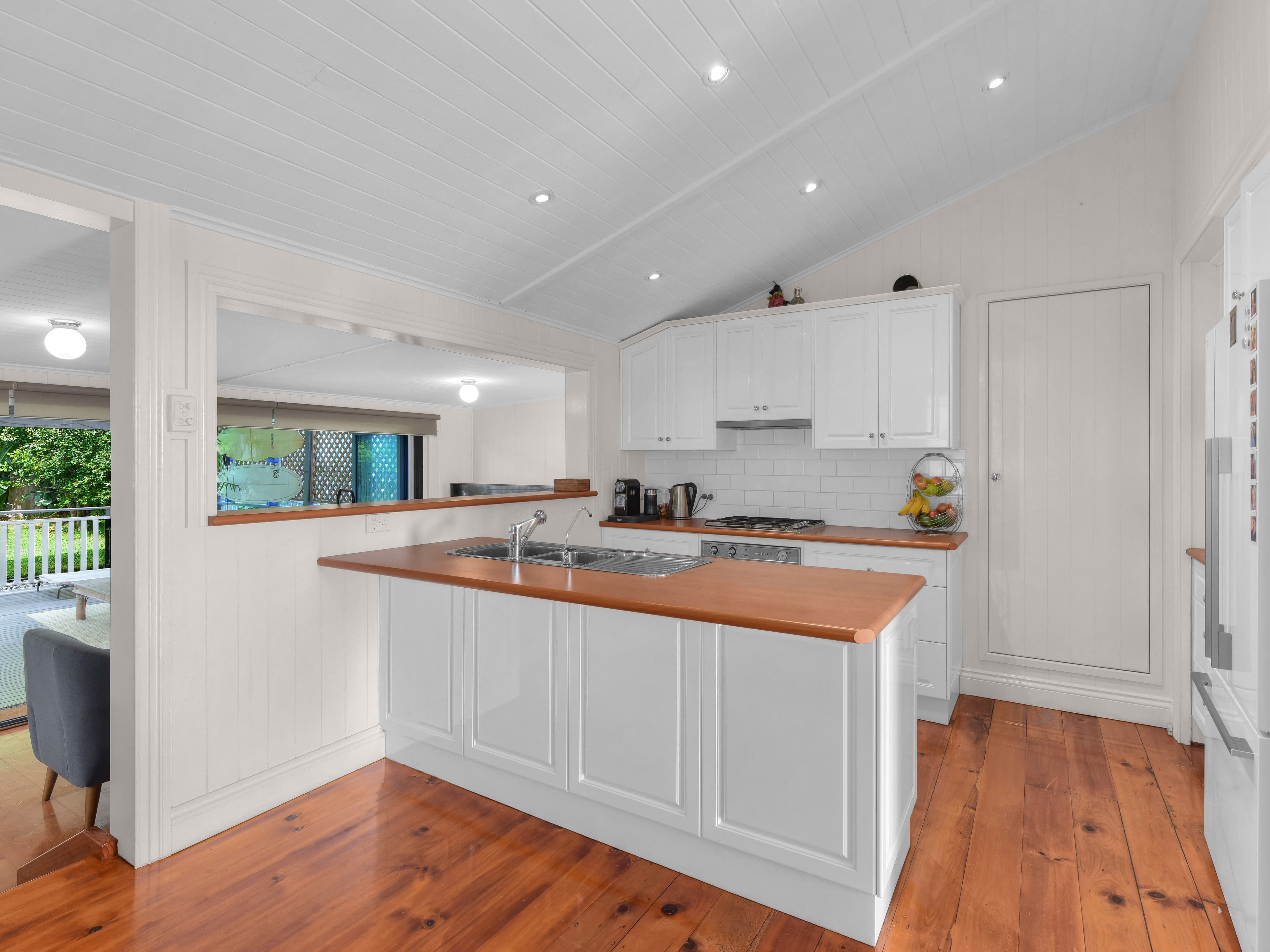 38 Cumberland Street, Windsor QLD 4030, Windsor - Thumbnail 3