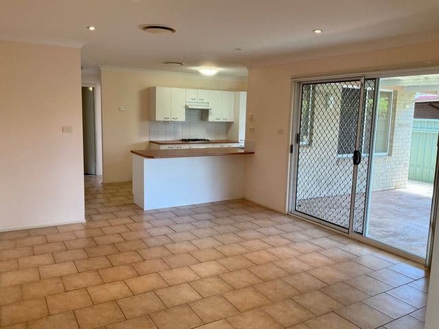 4 Talara Avenue, Glenmore Park NSW 2745, Glenmore Park - Thumbnail 3