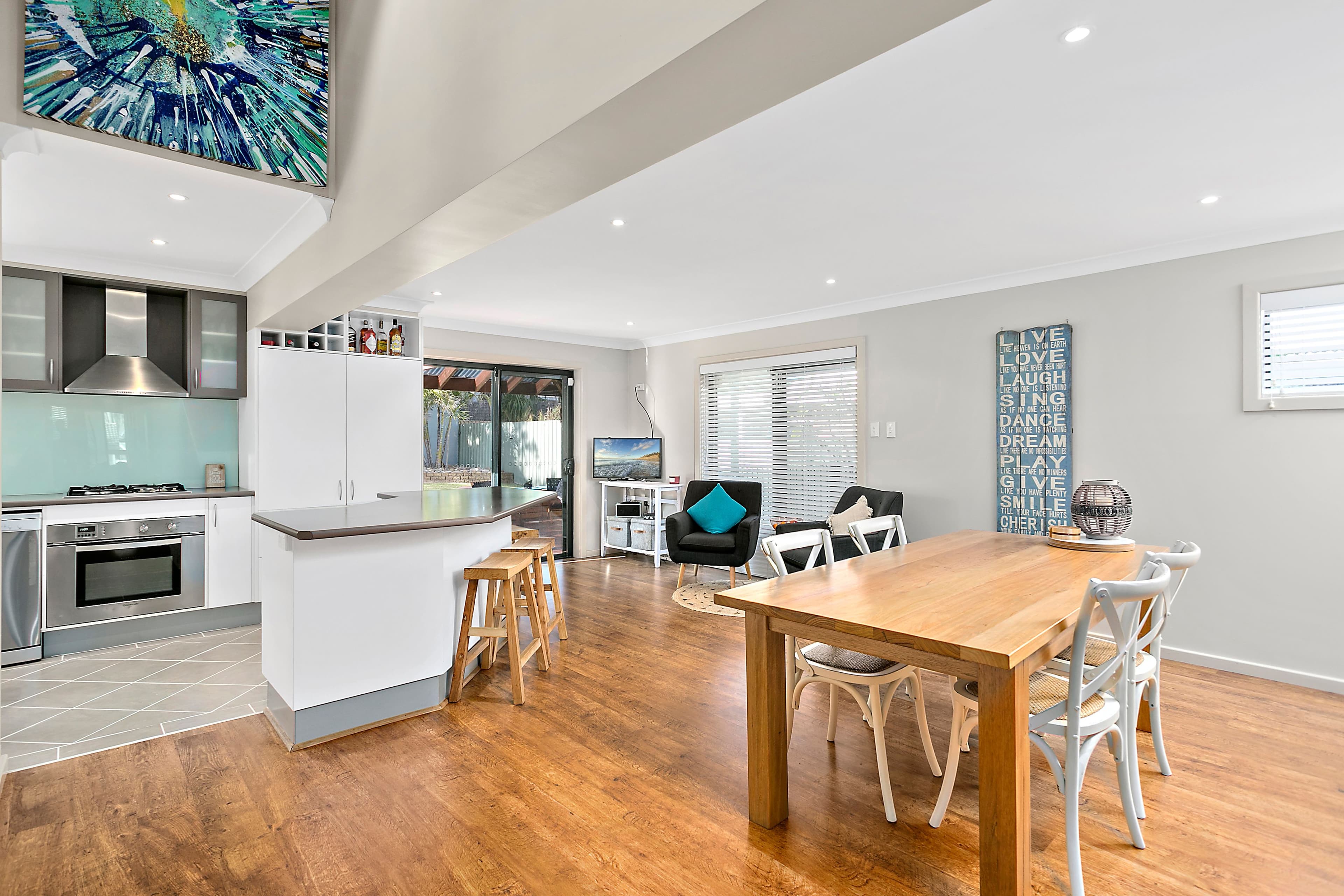 63 Osborne Parade, Warilla - Thumbnail 2