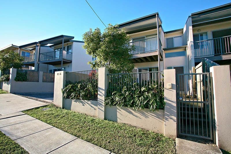 12 Agnes Street, MORNINGSIDE QLD 4170, Morningside - Thumbnail 2