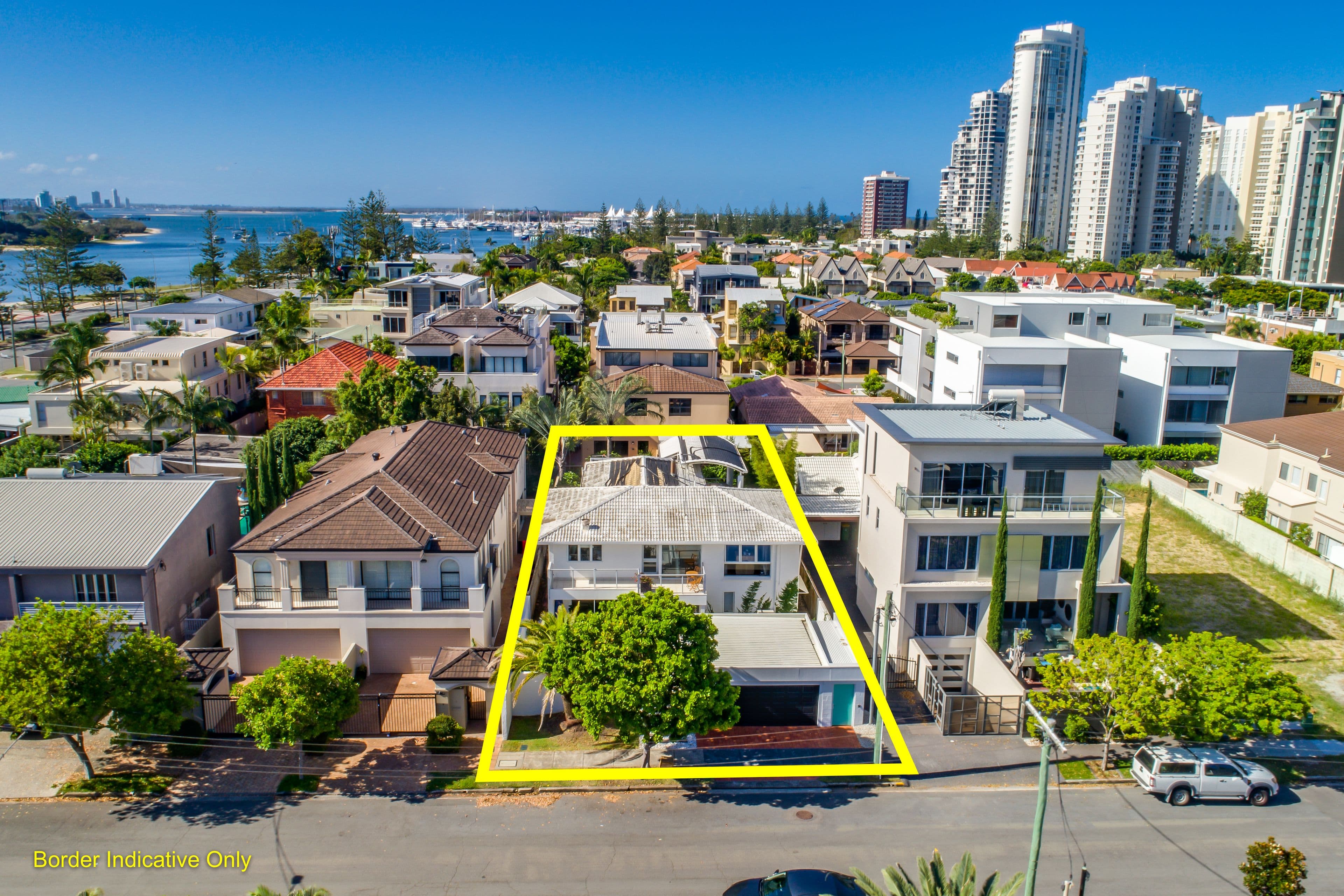 47 Cronin Avenue, Main Beach QLD 4217, Main Beach - Thumbnail 2