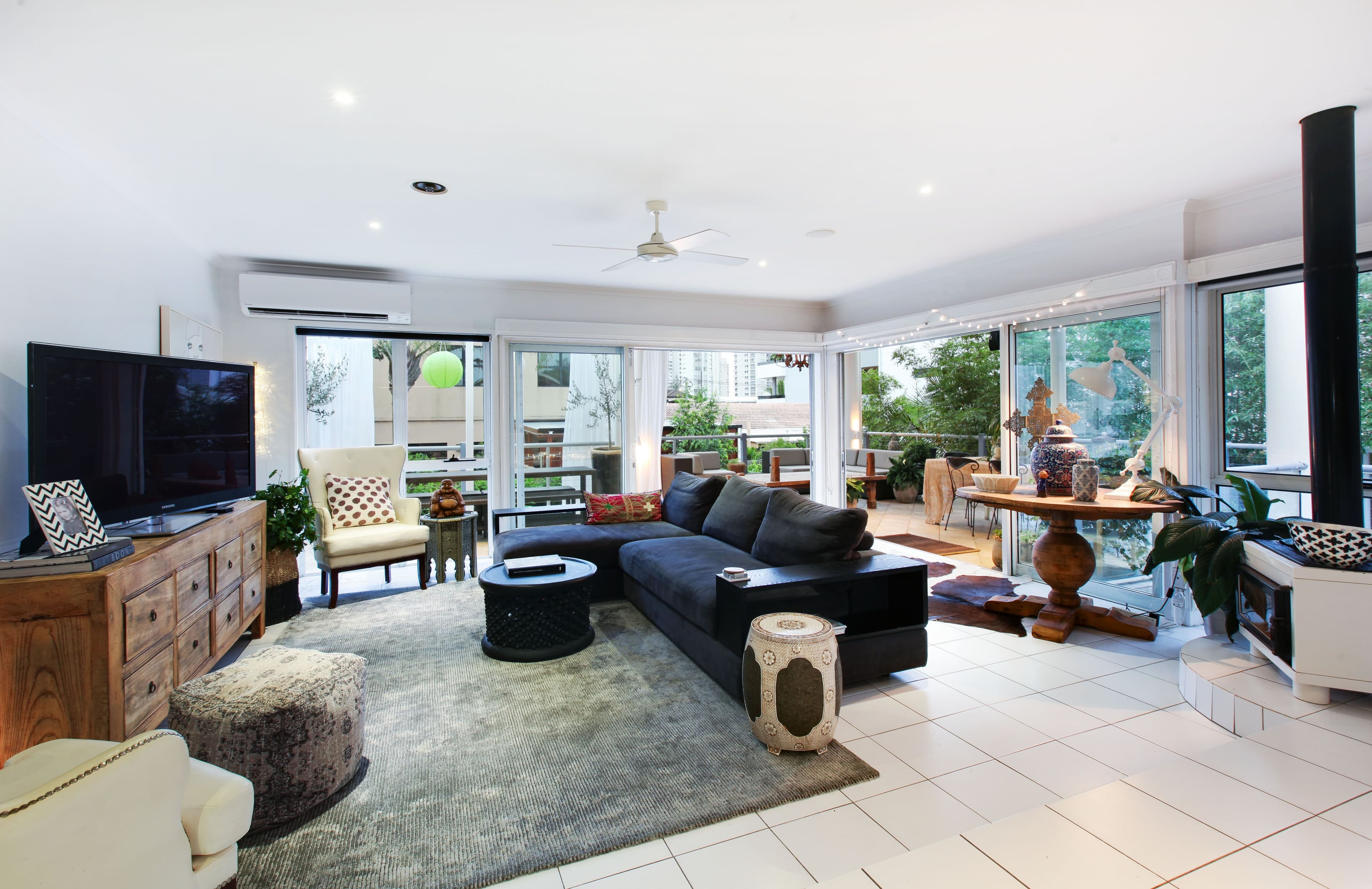 47 Cronin Avenue, Main Beach QLD 4217, Main Beach - Thumbnail 6
