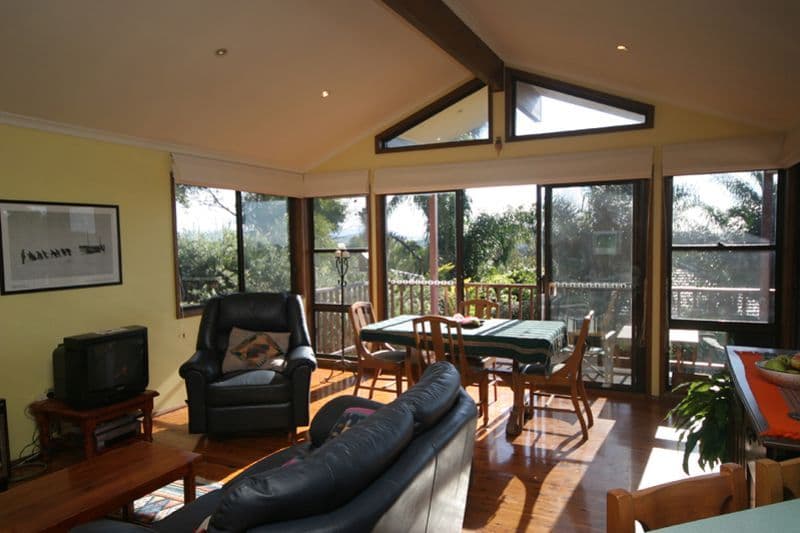 6 Lindsay Avenue, KIAMA DOWNS NSW 2533, Kiama Downs - Image 1