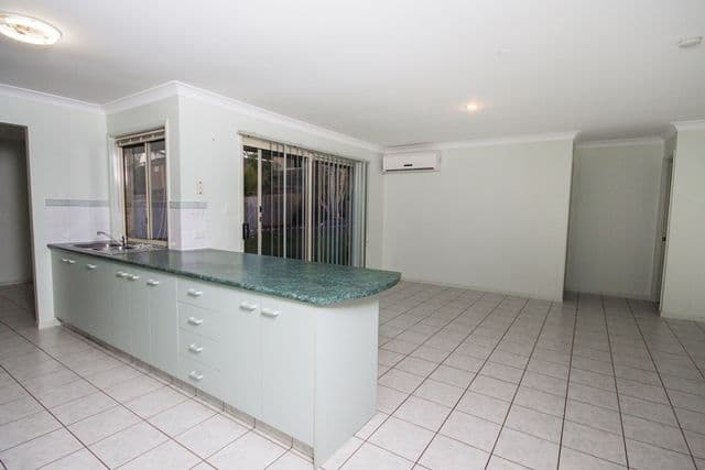 13 Gawain Drive, ORMEAU QLD 4208, Ormeau - Thumbnail 2