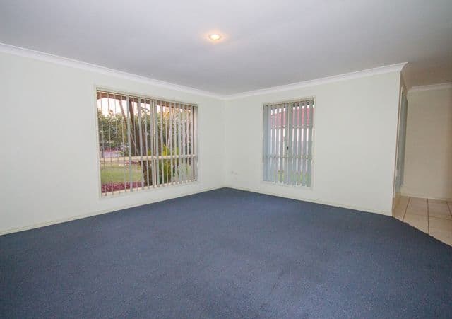 13 Gawain Drive, ORMEAU QLD 4208, Ormeau - Thumbnail 8