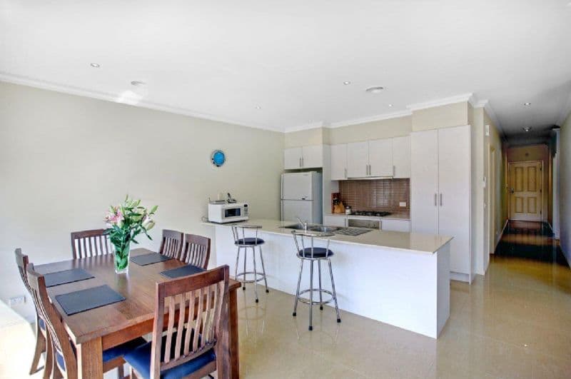 10 Dorset Road, PASCOE VALE VIC 3044, Pascoe Vale - Thumbnail 3