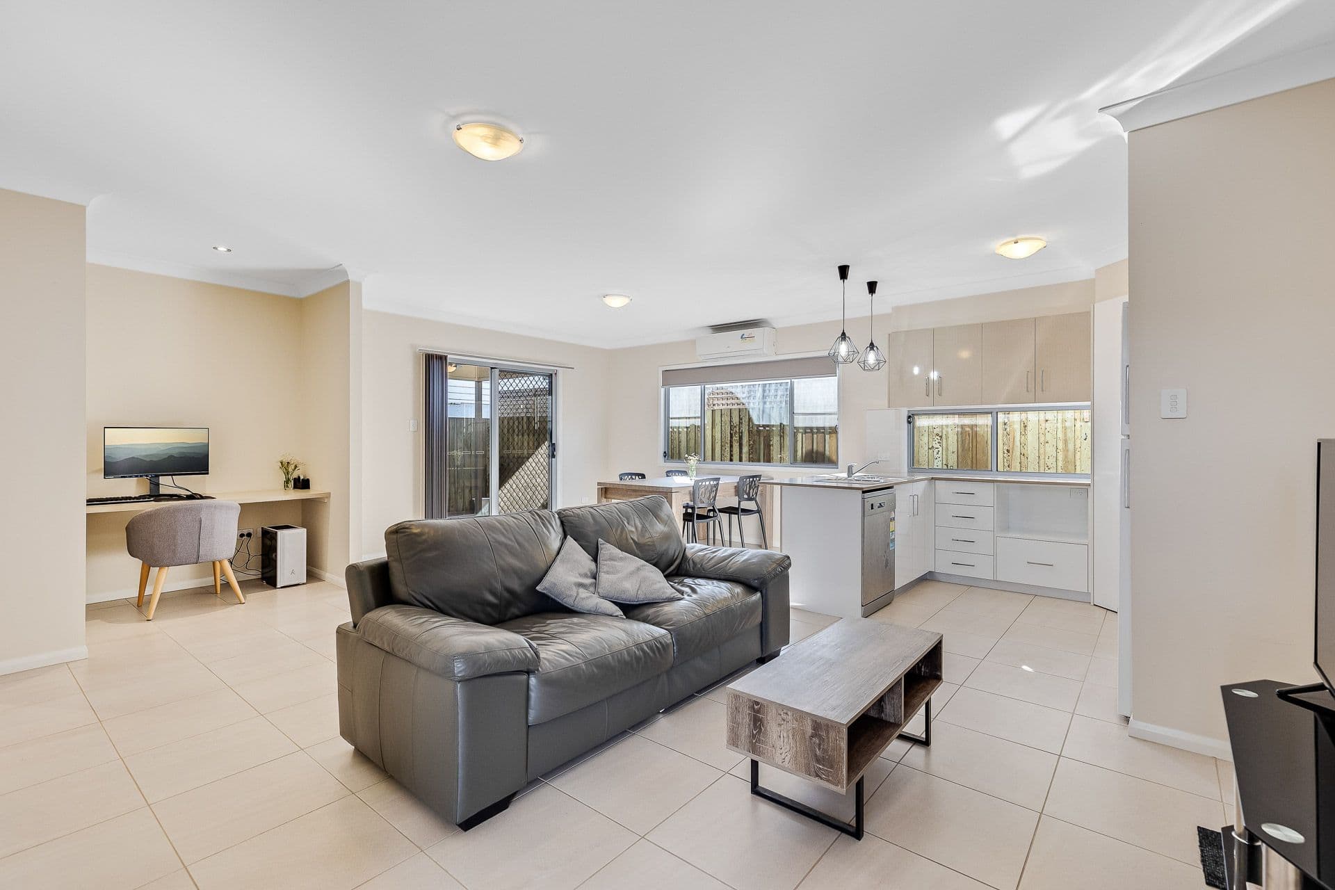 541 South Street, Glenvale QLD 4350, Glenvale - Thumbnail 2