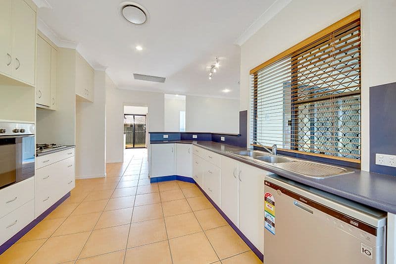 13 Parksville Drive, New Auckland QLD 4680, New Auckland - Thumbnail 3
