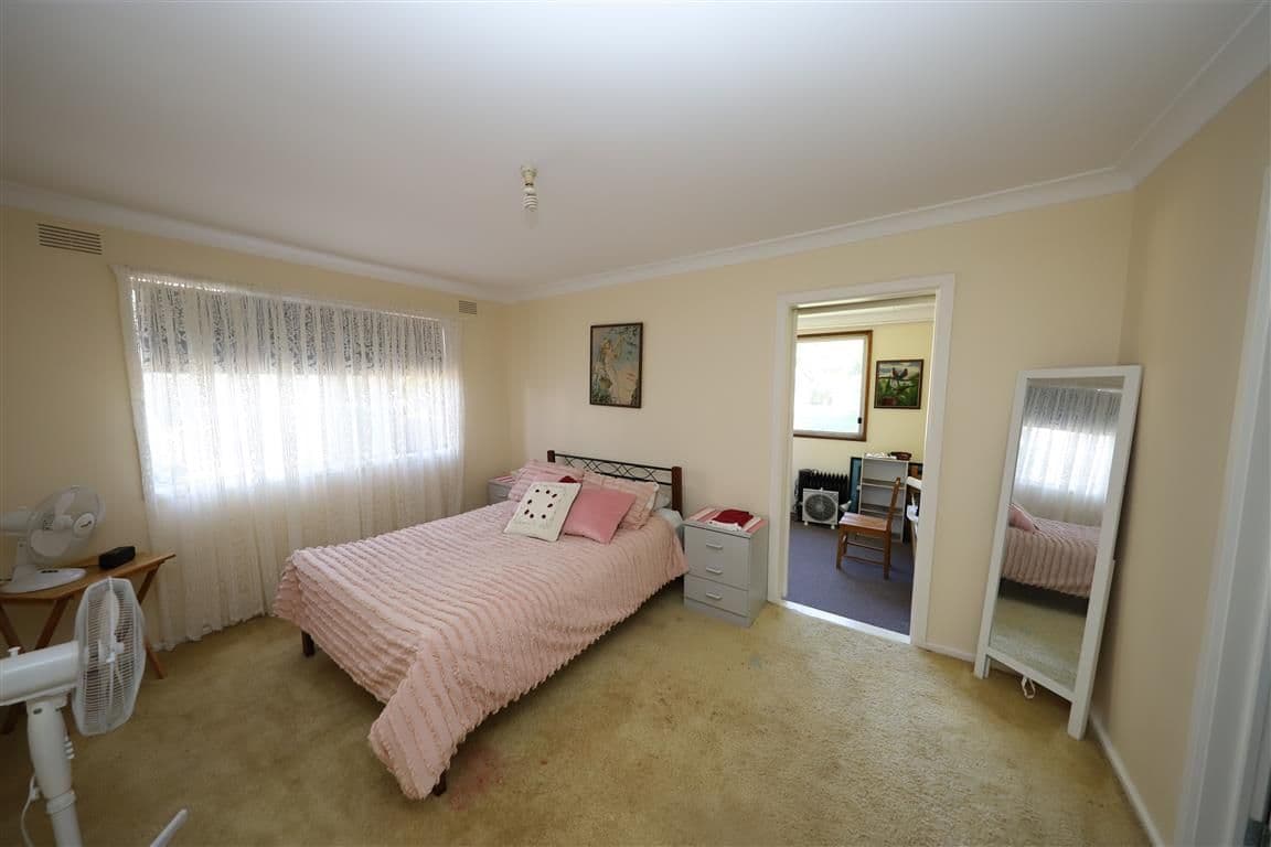 6 O'Hagan Street, Gundagai NSW 2722, Gundagai - Thumbnail 3