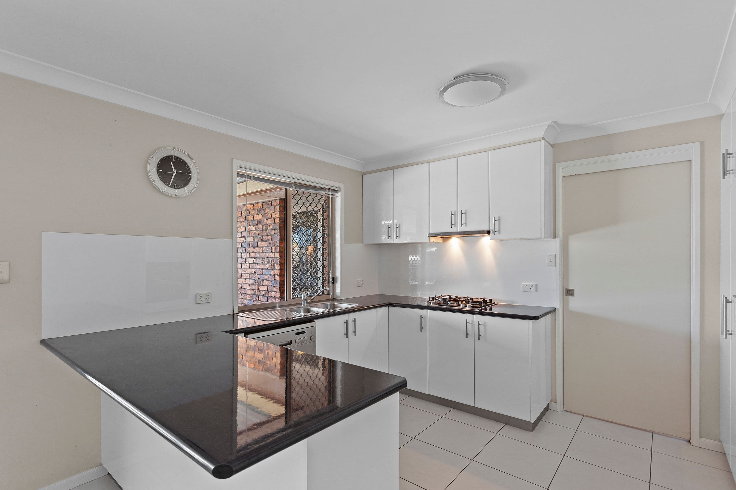282 Greenwattle Street, Wilsonton Heights QLD 4350, Wilsonton Heights - Thumbnail 3